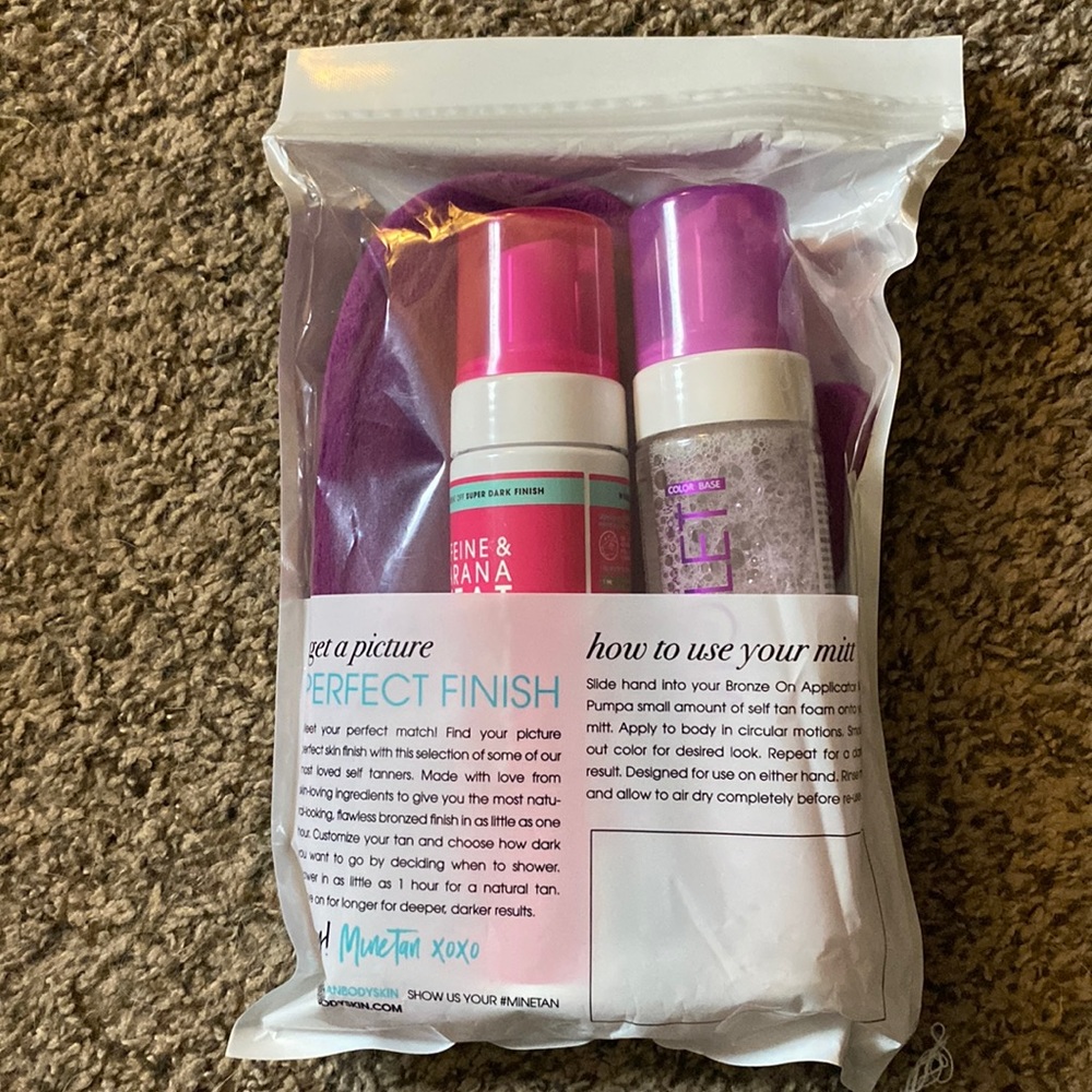 Brand new MineTan self tan foam, color base & applicator mitt